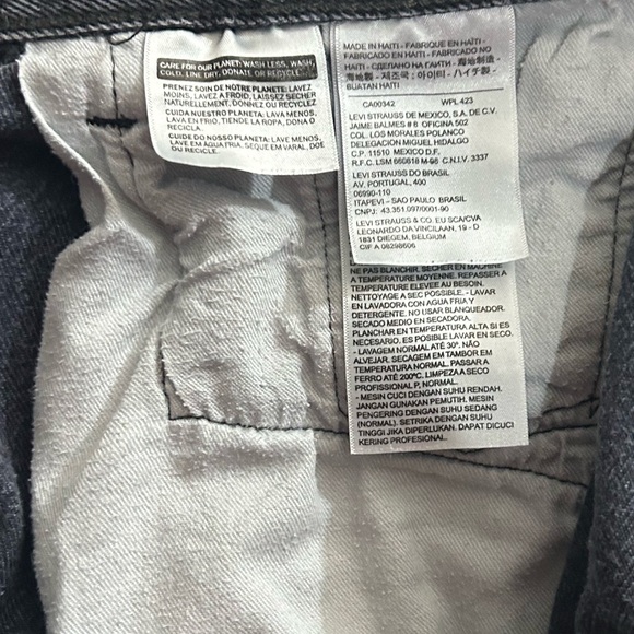 Levi’s 501 button fly black denim jeans - Picture 9 of 11